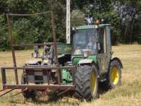 John Deere 3200