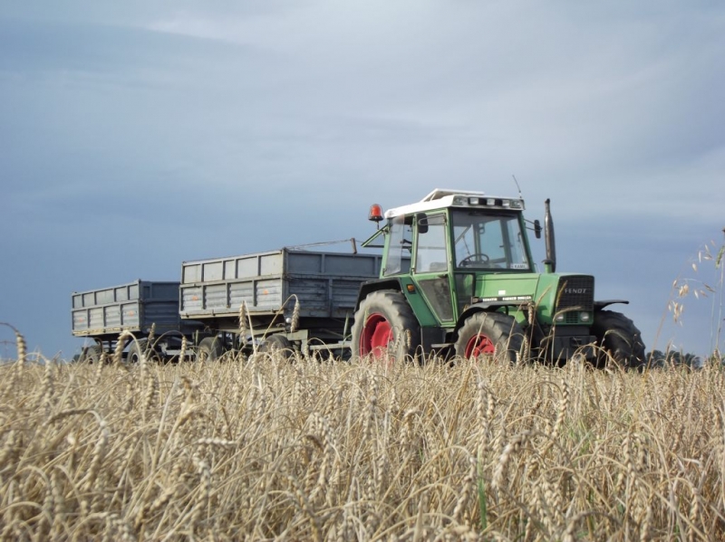 Fendt Farmer 306 LSA i Autosan D-47 + Sanok D-50