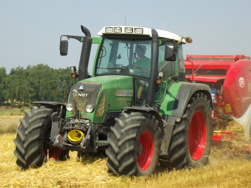 Fendt 414 Vario TMS i Lely