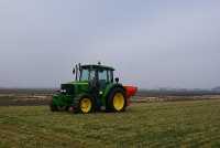 John Deere 6220