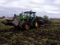 John Deere 5720
