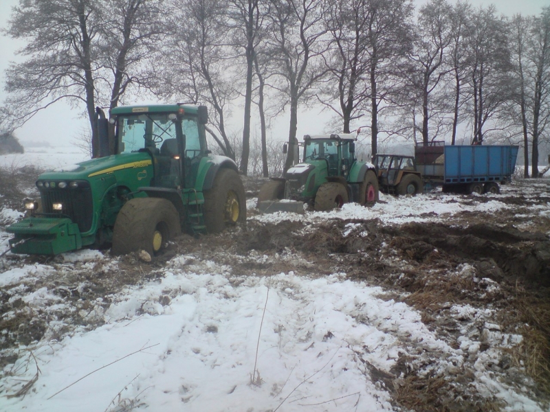 John Deere 8320
