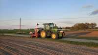 Jd 5720 + Kuhn Kosma TS