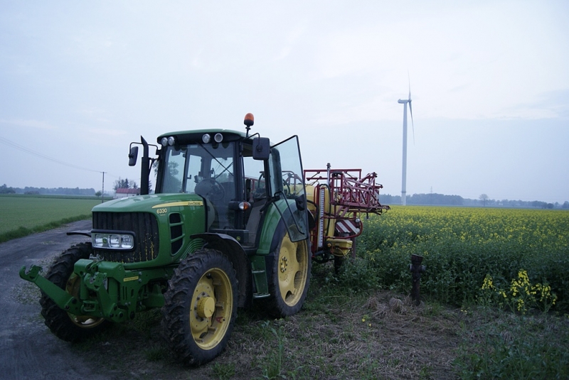 John Deere 6330 + Pilmet Kalisto 2518