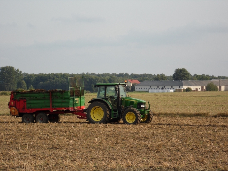 John Deere 5080R + Warfama N218/2
