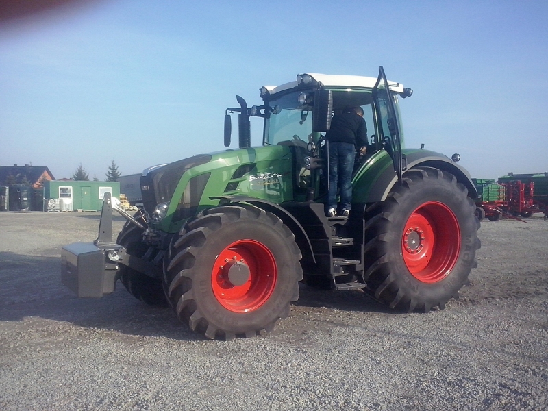 Fendt 826