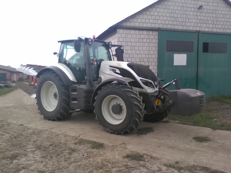 Valtra T174 Versu + Unia Ibis XXL 4 vario