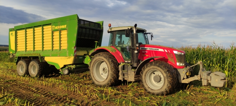 Massey Ferguson 7619 + Krone MX370 GD