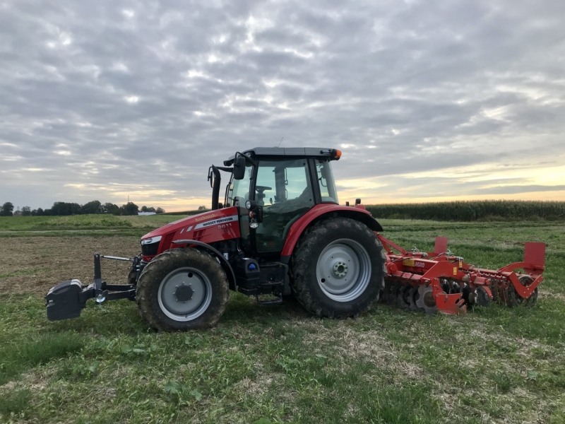 Massey Ferguson 5611