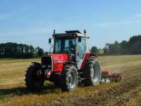 Massey Ferguson 3095 i Unia Ares T XL