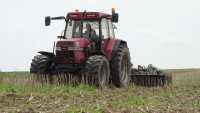 Case 5140 + Agro Tom ATSN RS 3m