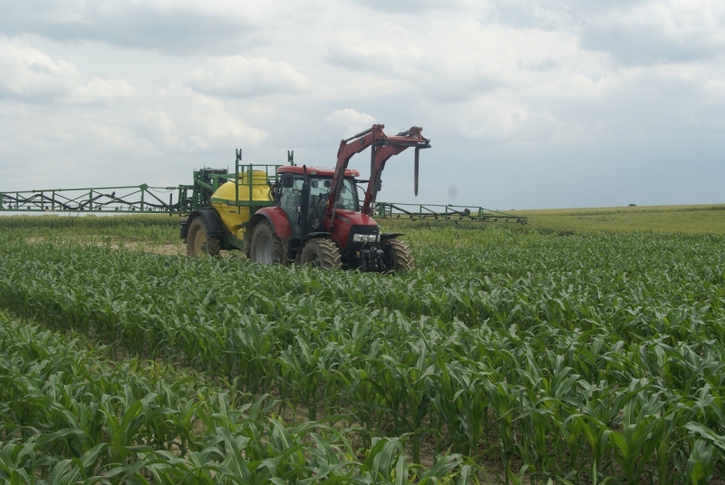 Case IH maxxum 115 multi + John Deere  832