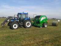 New Holland TD80D Plus & McHale F5400C