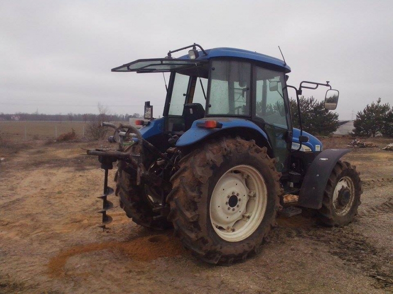 New Holland TD95D