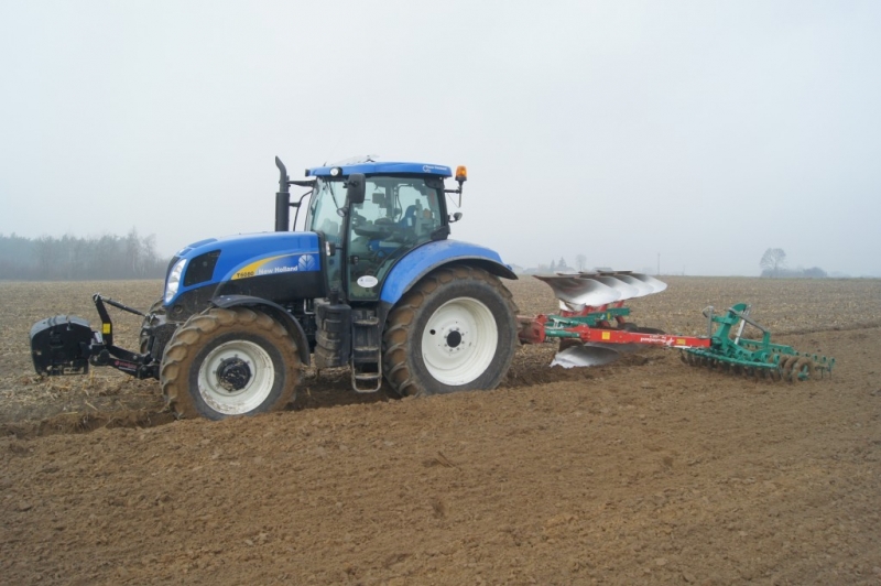 New Holland T6080