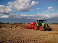 Claas Arion 650