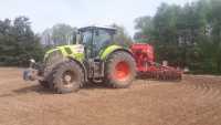 Claas Axion 850 +Horsch