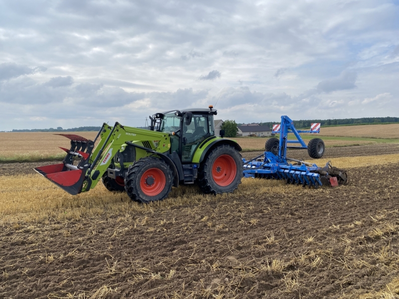 Arion 450 + AgroLift 4m