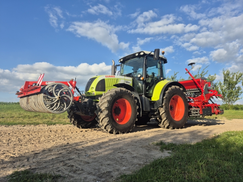 Claas Arion 620