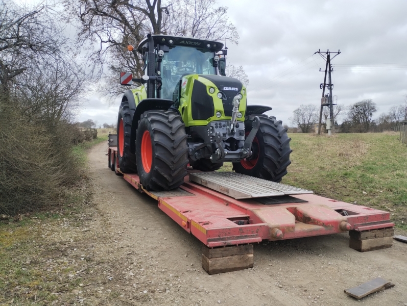 Claas Axion