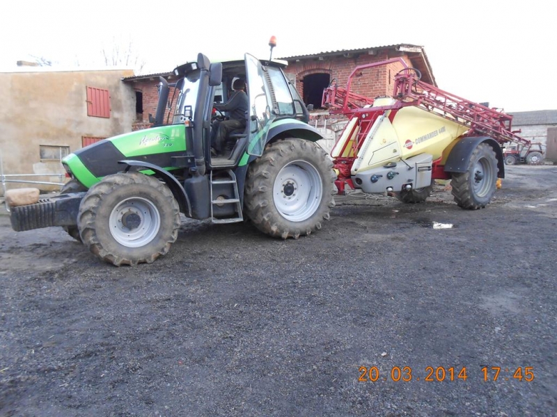 Deutz Fahr Agrotron 130 i Hardi Commander 4400