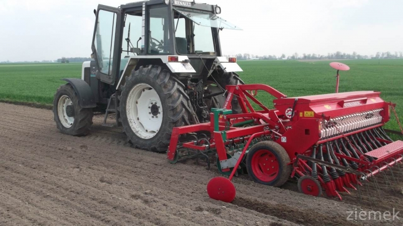 Renault, Agro-Masz i Famarol.