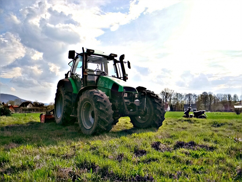 Deutz Fahr Agrotron 120 + Maschio