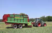 Fendt 414 Vario + Strautmann Super Vitesse 3101 DO