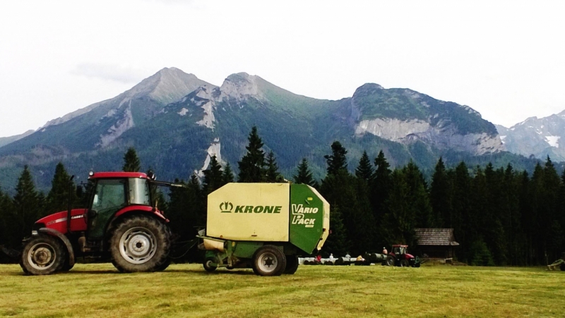 Case jx 95 + Krone Vario Pack 1500