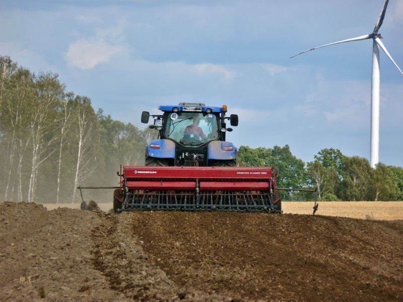 New Holland T6080 PC ,Unia Mars B & Kongskilde Demeter 4000