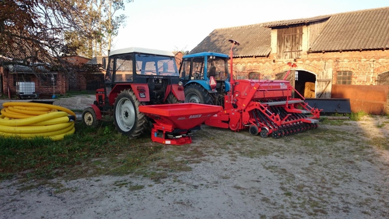 Zetor 7211, Pronar 82SA