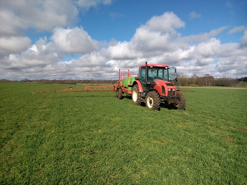 Zetor Proxima 7441 i Moskit