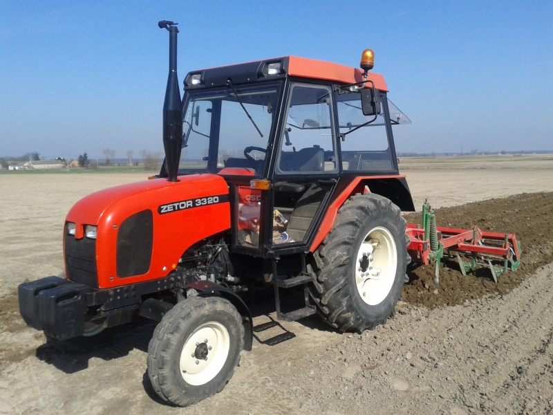 Zetor 3320 & UG 2,1