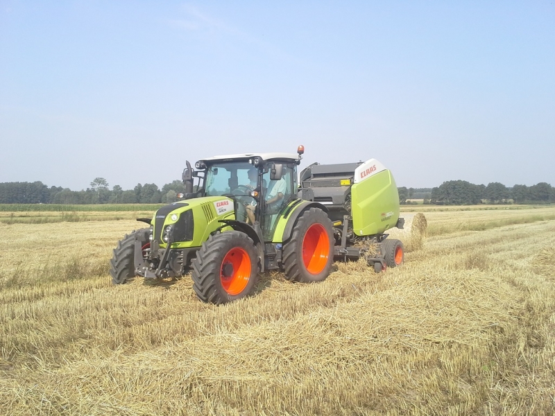 Claas Arion i Variant