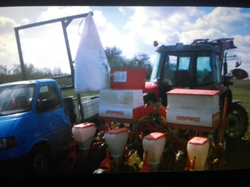 Mf 5455 gaspardo sp4 załadunek polidapu