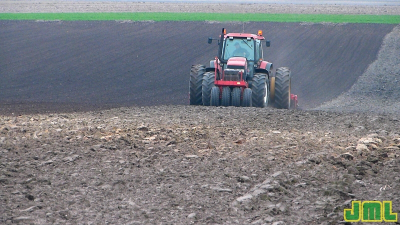 NH M135 & wał oponowy i agregat