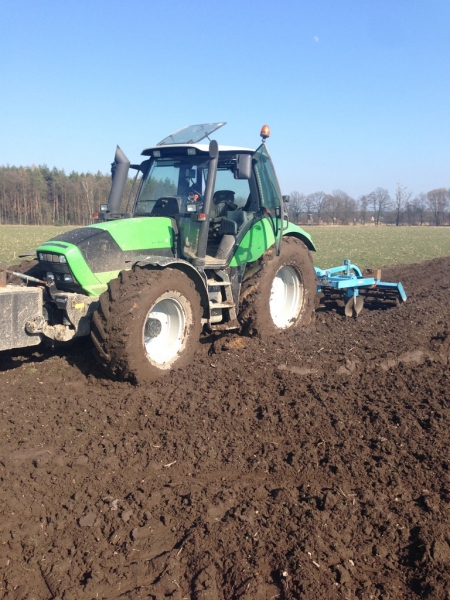 Deutz Fahr M620 + Mandam