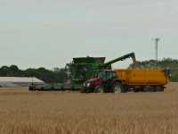 John Deere T660i , Valtra & Wielton