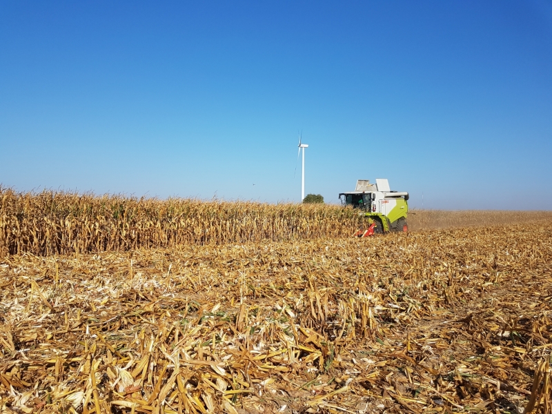 Claas Tucano 440 4x4