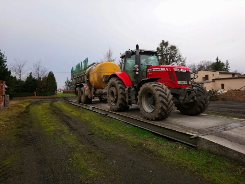 Massey Ferguson 7624 i Zunhammer 19500