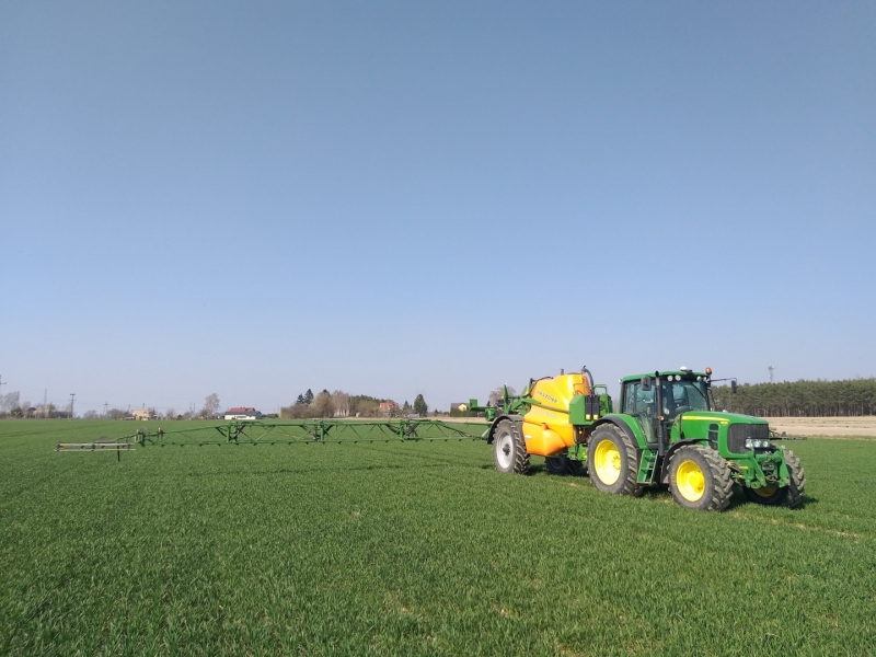 John Deere 6630 + Amazone UX5200