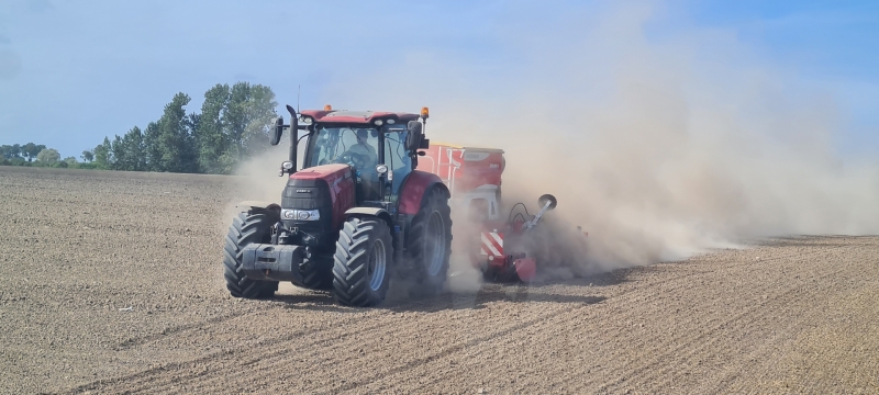Case Puma 165 & Pottinger Terrasem R3