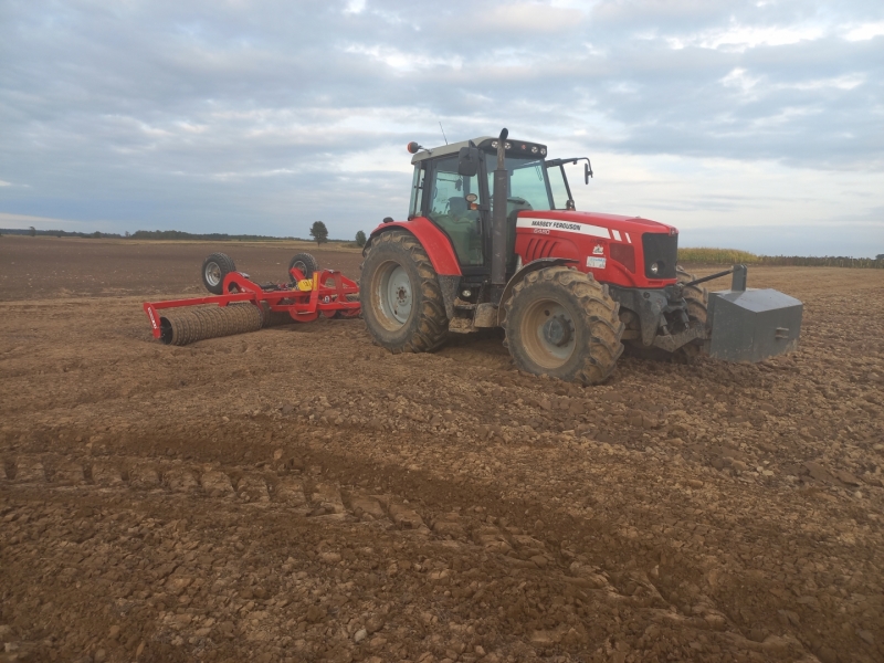 Massey Ferguson 6480 & Agro Factory Grom 5.3