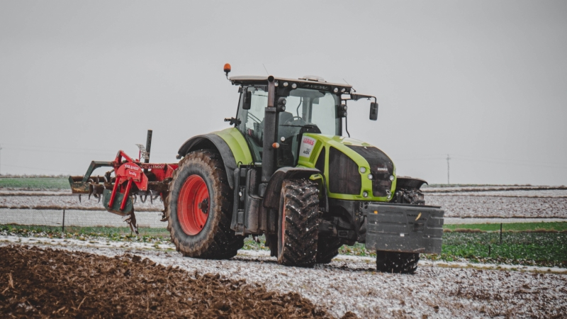 Claas Axion 950 + VogelNoot