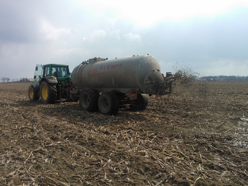 JD 6920S + Eckart 12tys L