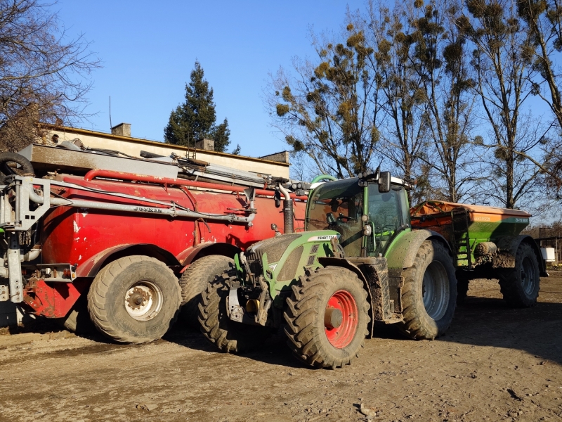 Fendt 724 +amazone