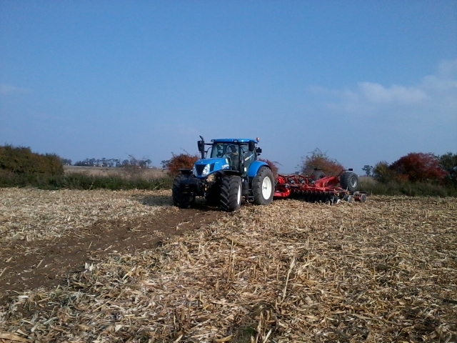 NH T7.270 AC + Akpill