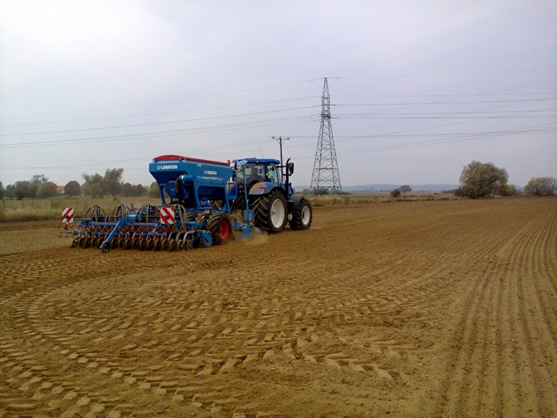 Lemken Compact Solitair 400/9Z + NH T7.270 AC