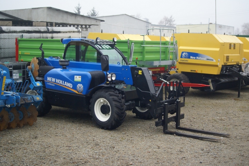 New Holland LM 5020