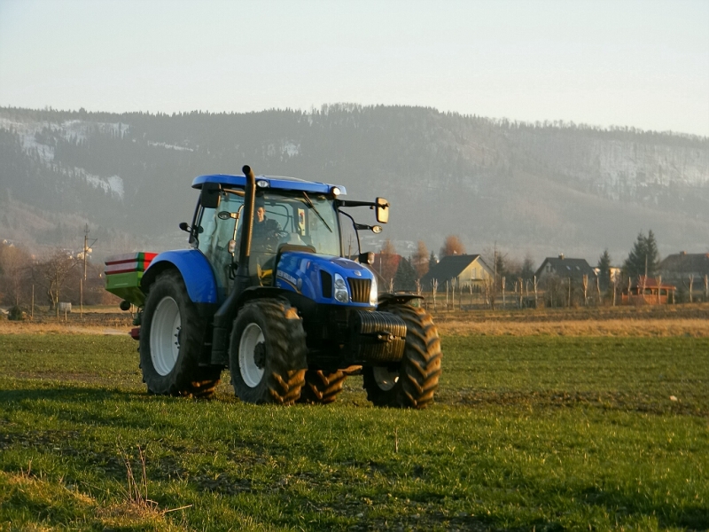 New Holland T6.155 + Unia MXL 850